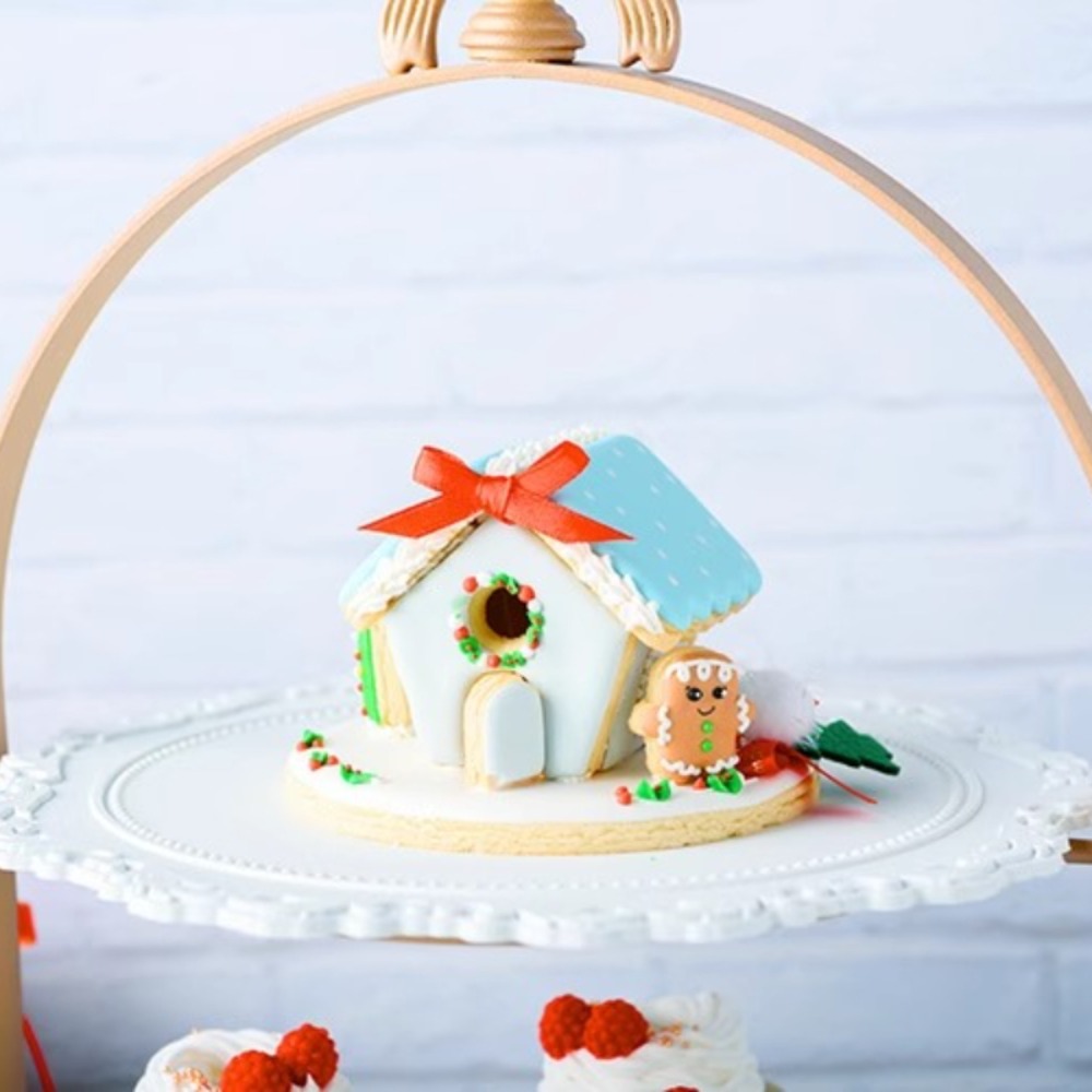 6個入りミニクリスマスジンジャーブレッドハウス型抜きセット  - Kitchen Baking Cookies のレビューと価格