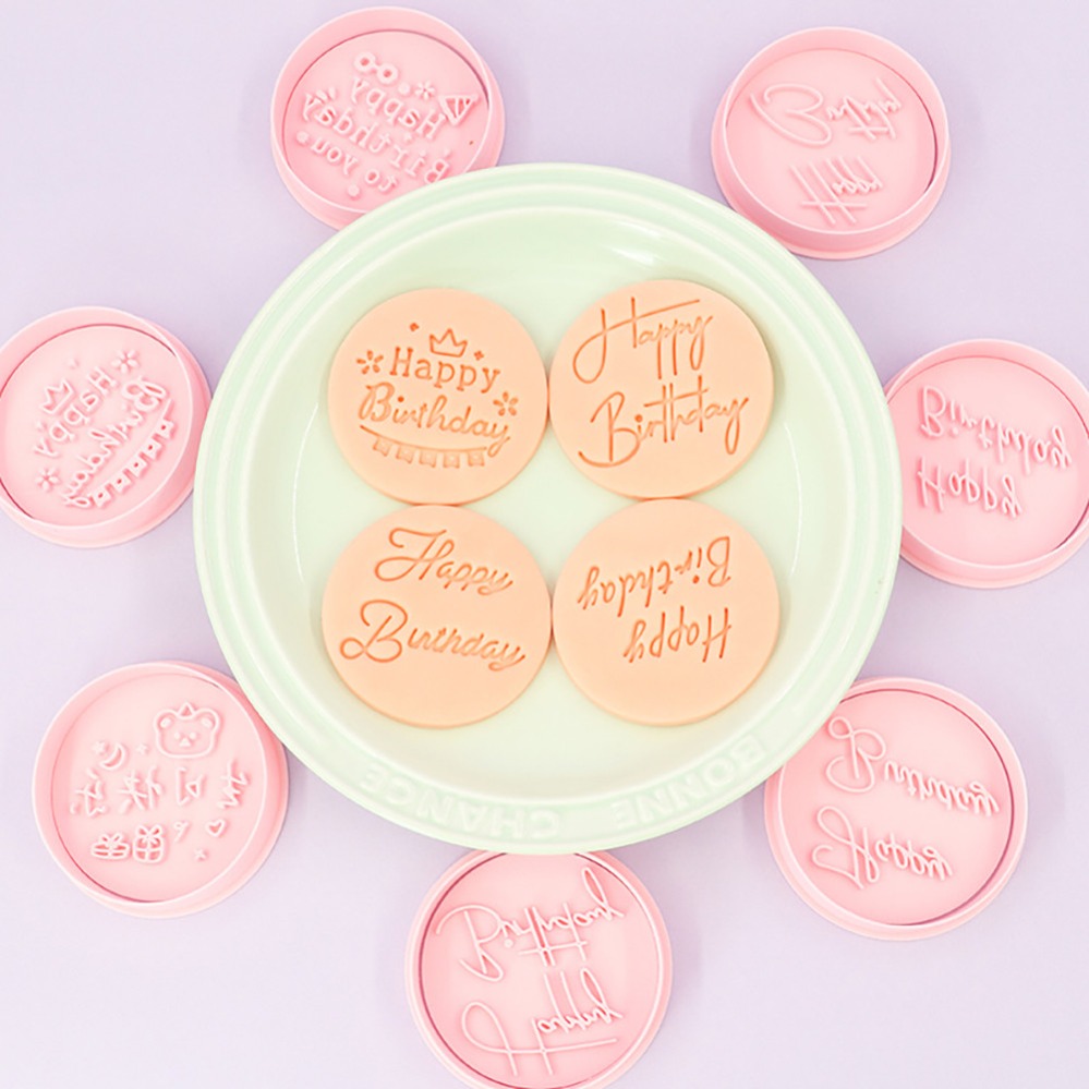 ハッピーバースデー クッキーカッター ビスケット型抜き キッ - Kitchen Baking Cookies のレビューと価格