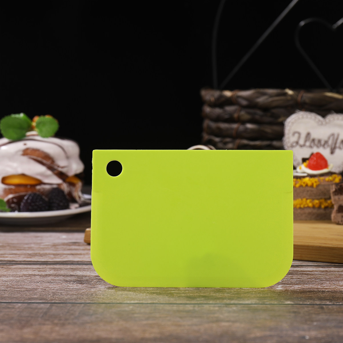 6個入りプラスチック製生地スクレーパー、平らな曲線エッジ、ボ - Dough Scraper Curved のレビューと価格