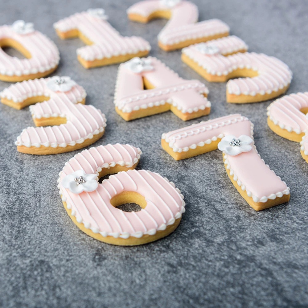 大きな数字のクッキーカッター、ビスケット型、キッチンベーキン - Kitchen Baking Cookies のレビューと価格